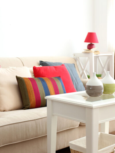 Dec pillows and other accessories